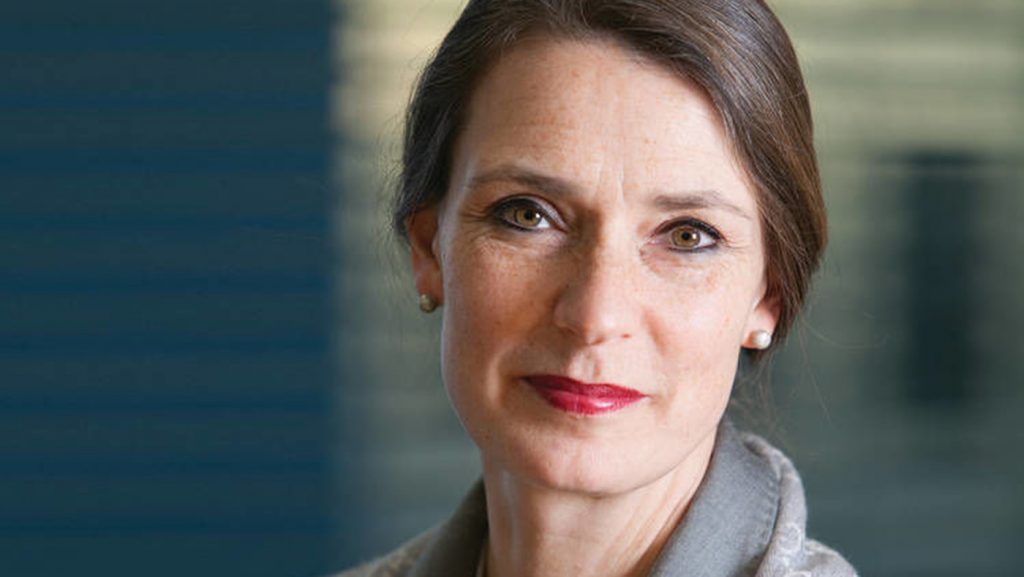 Vivienne Artz – Chief Privacy Officer, Refinitiv